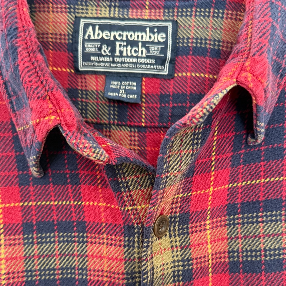 Abercrombie & Fitch Vintage Heavy Weight Red and Green Plaid Flannel Shirt - Picture 3 of 5